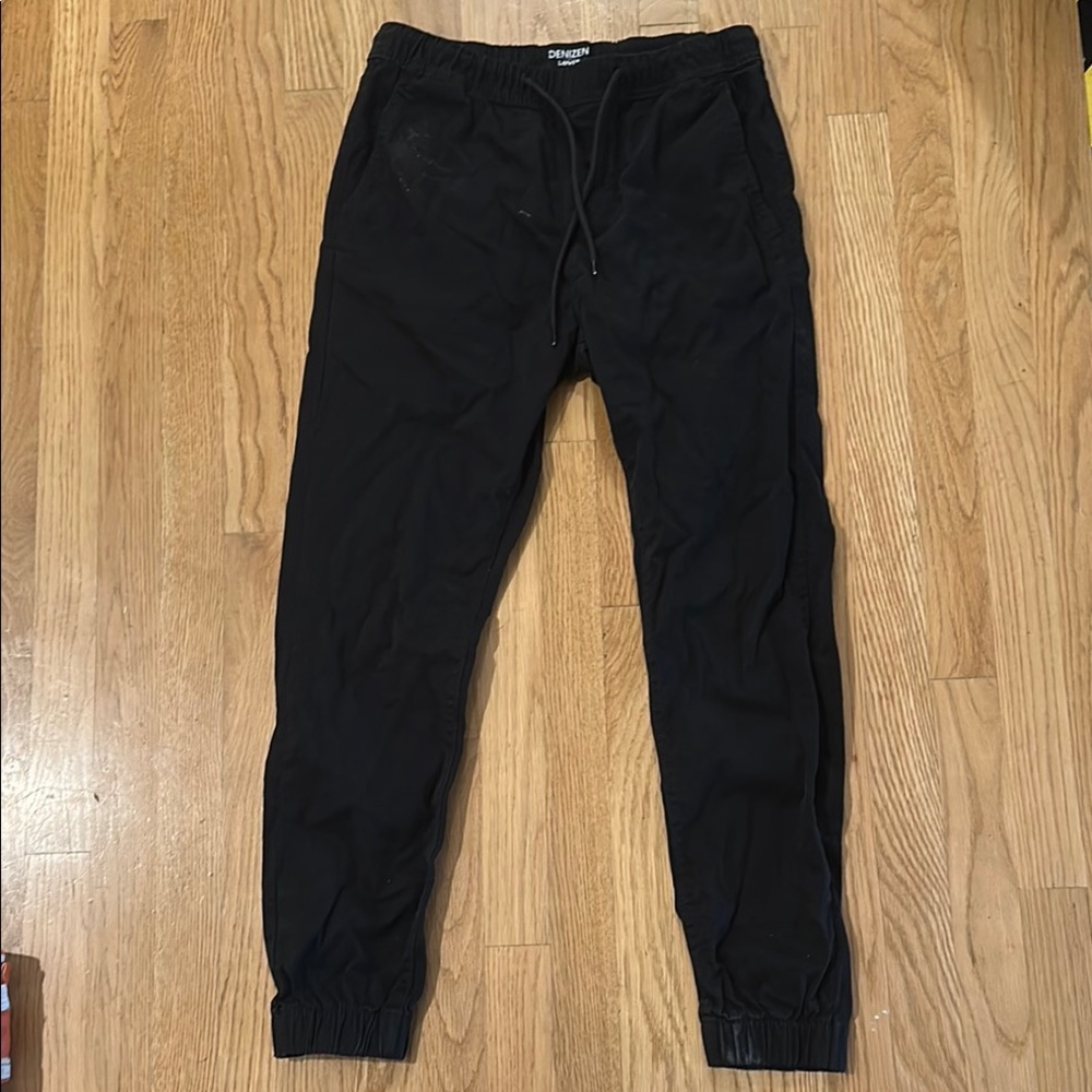 Black Skinny Jeans